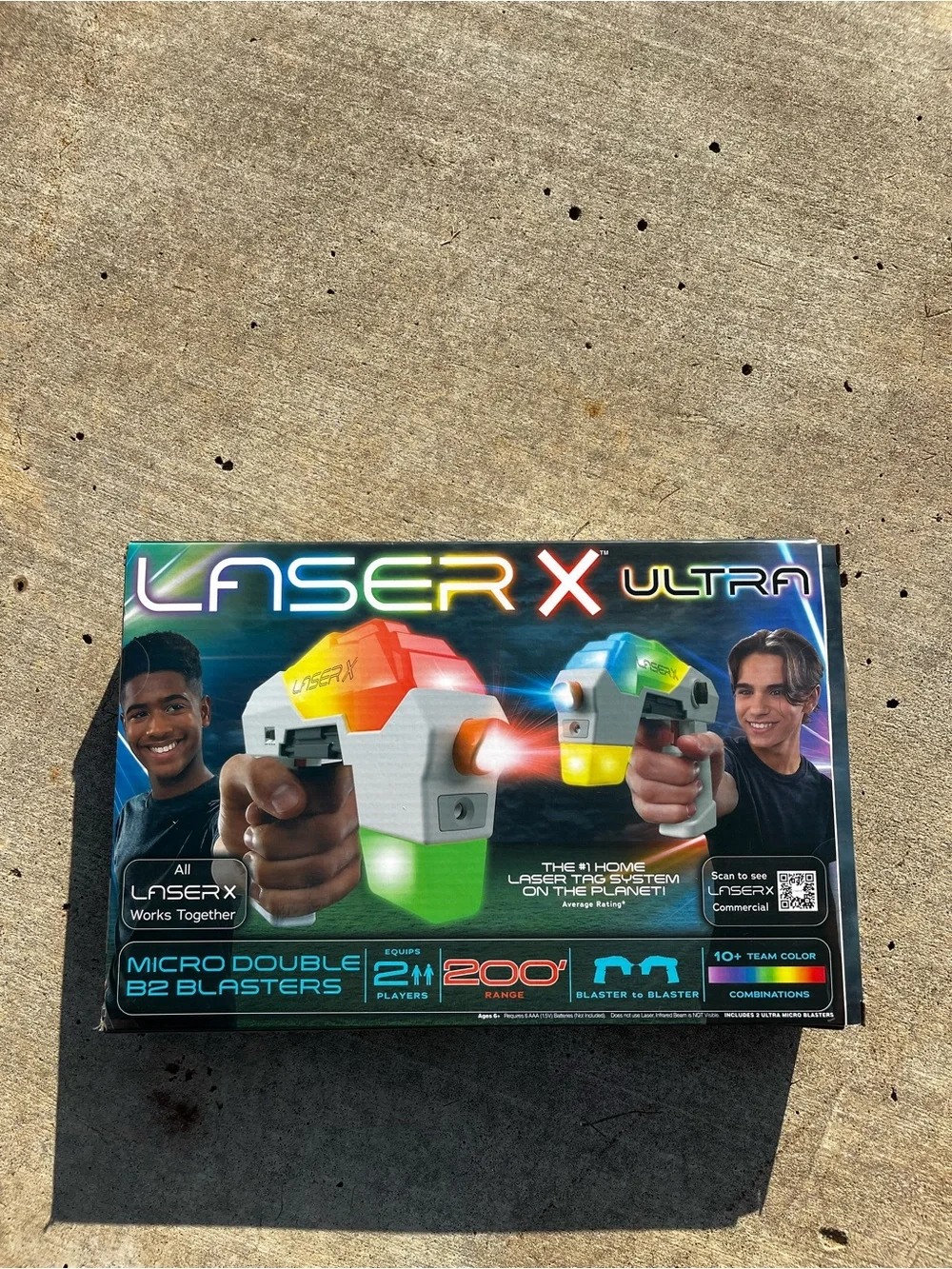 Two battery powered laser guns battery’s included box included